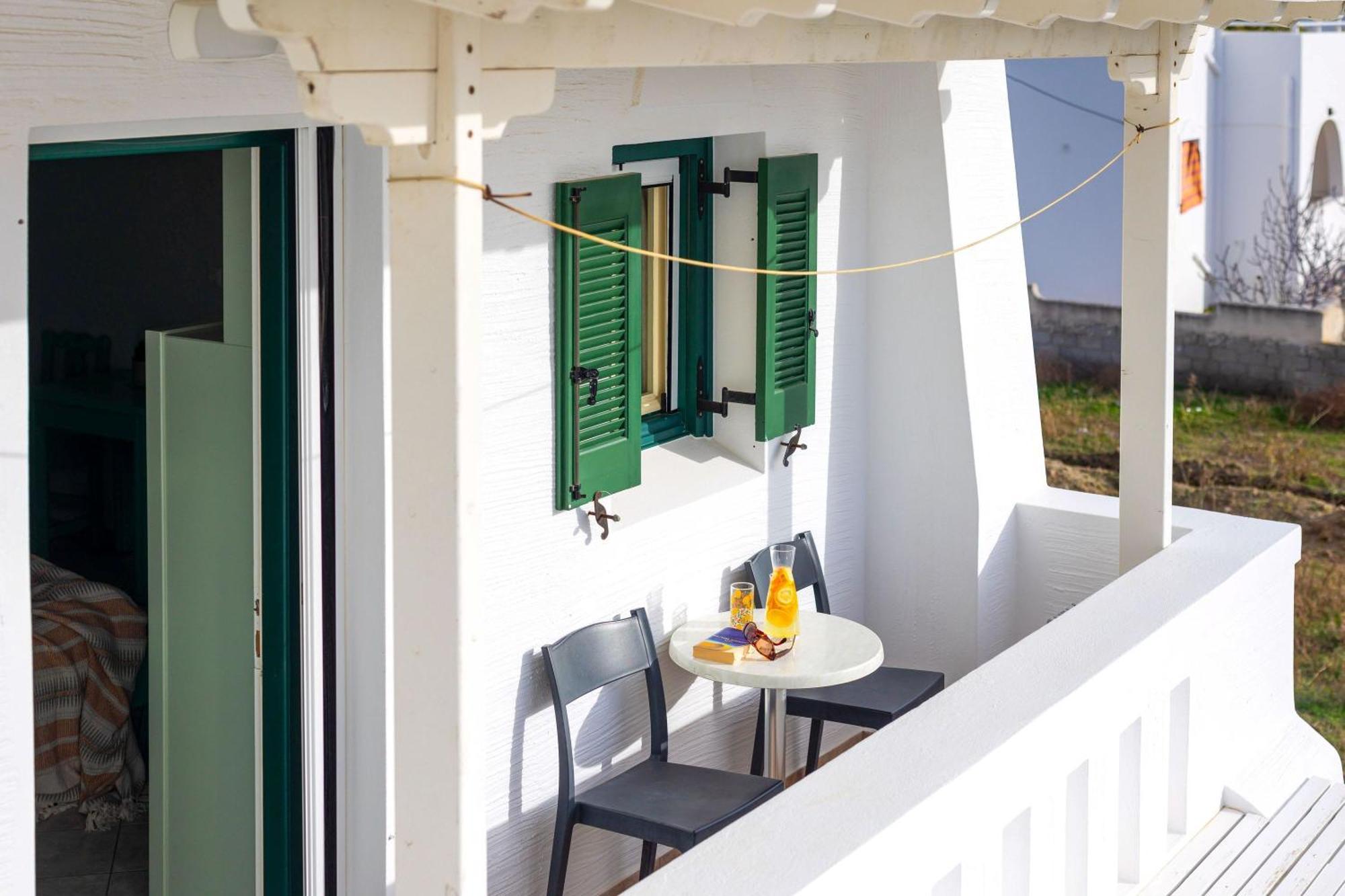 Sahara Beach Apartments - Kastraki Kastrákion エクステリア 写真
