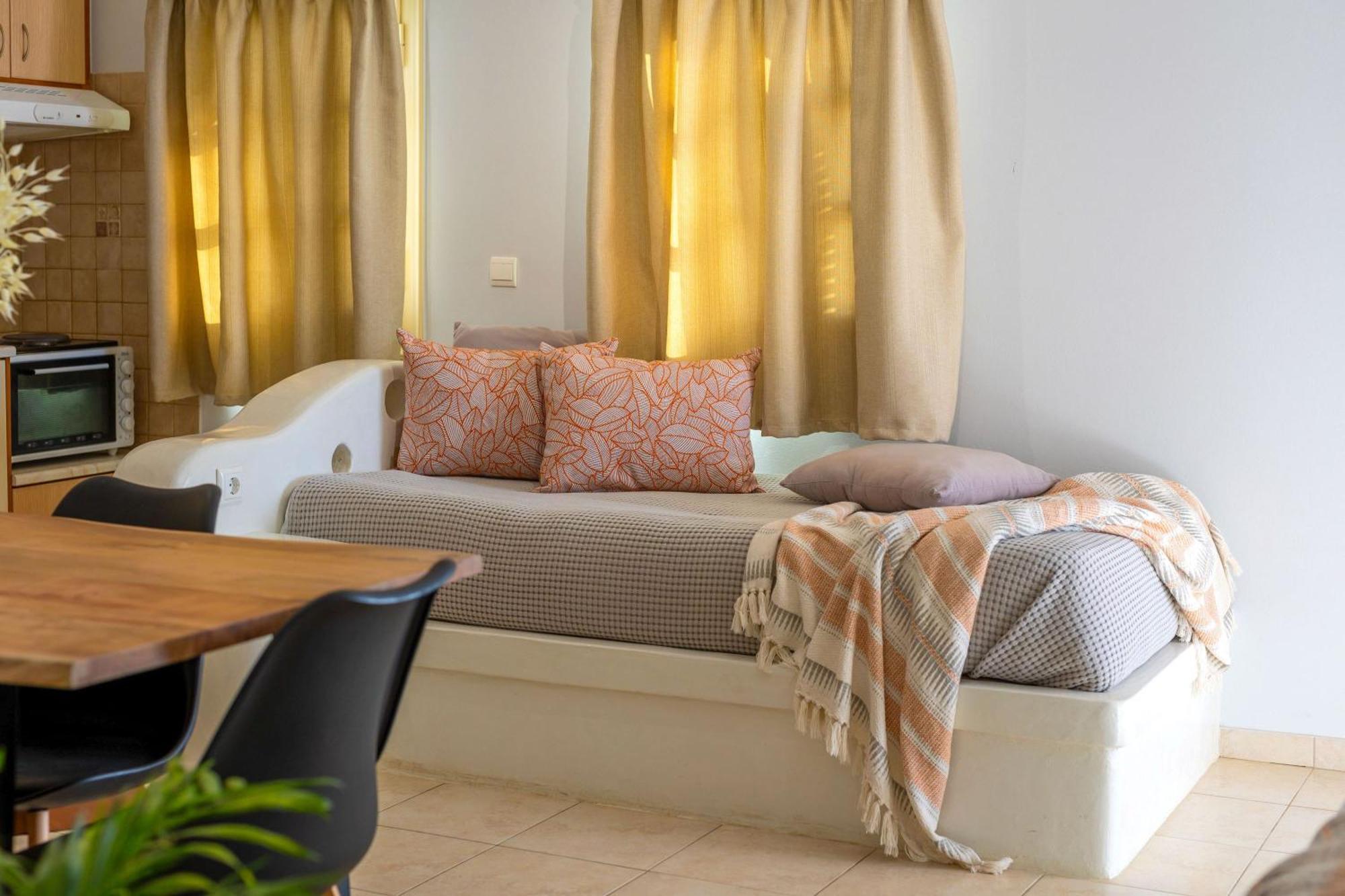 Sahara Beach Apartments - Kastraki Kastrákion エクステリア 写真